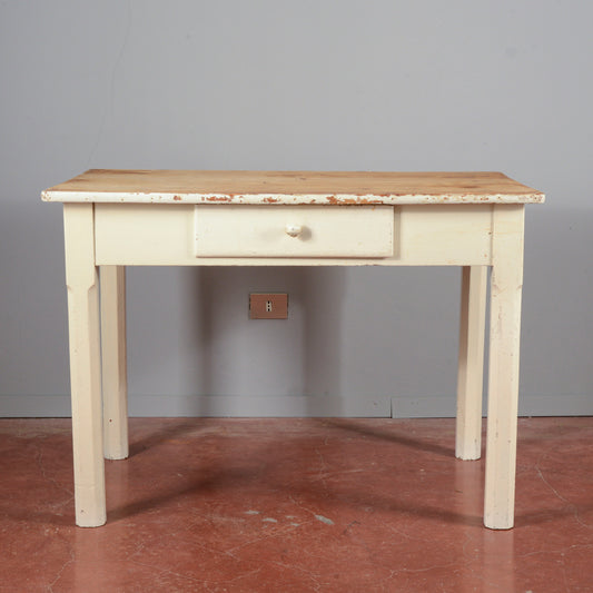 Tavolo da cucina in abete verniciato  primo 900