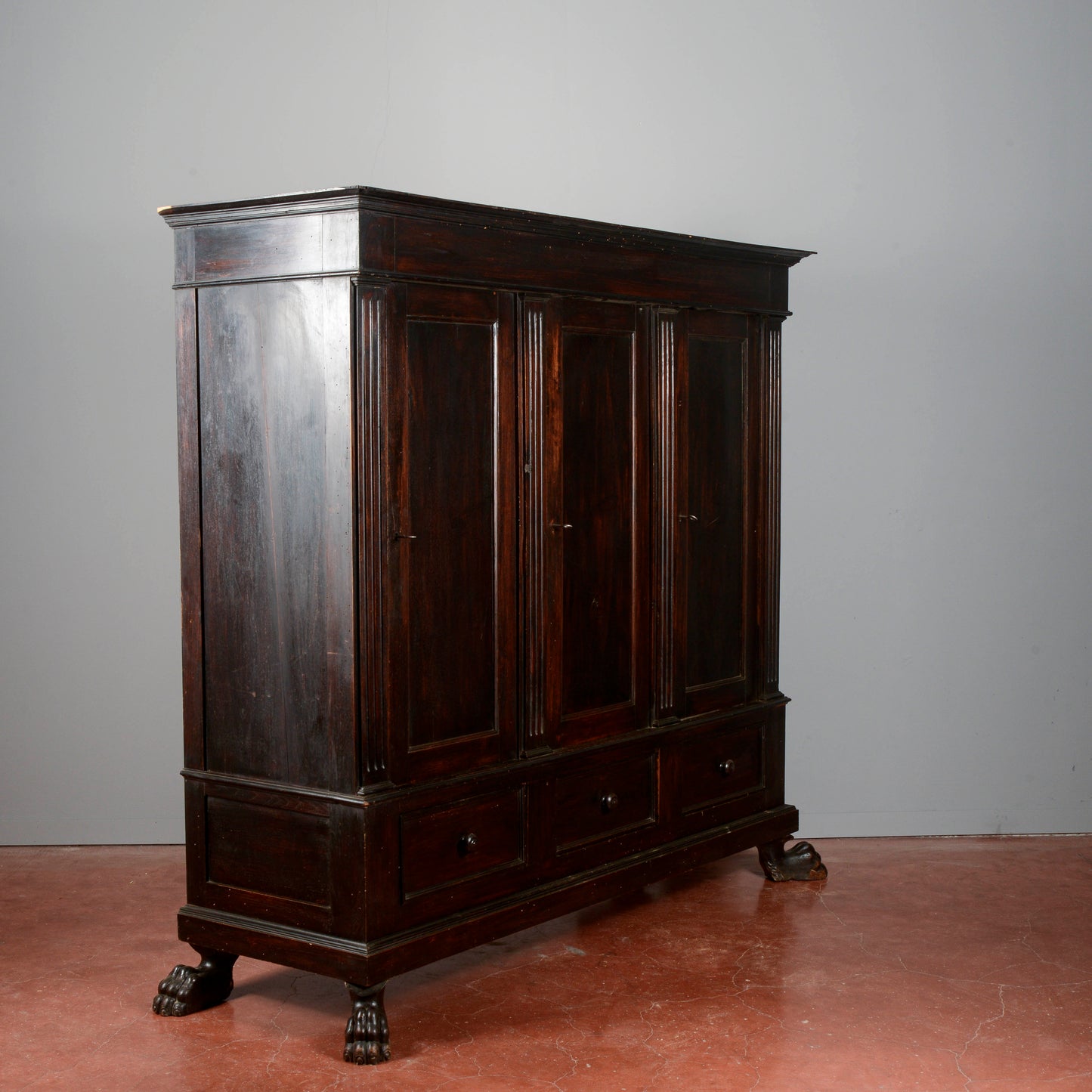 Credenza libreria 3 ante stile rinascimentale  Italia XX secolo
