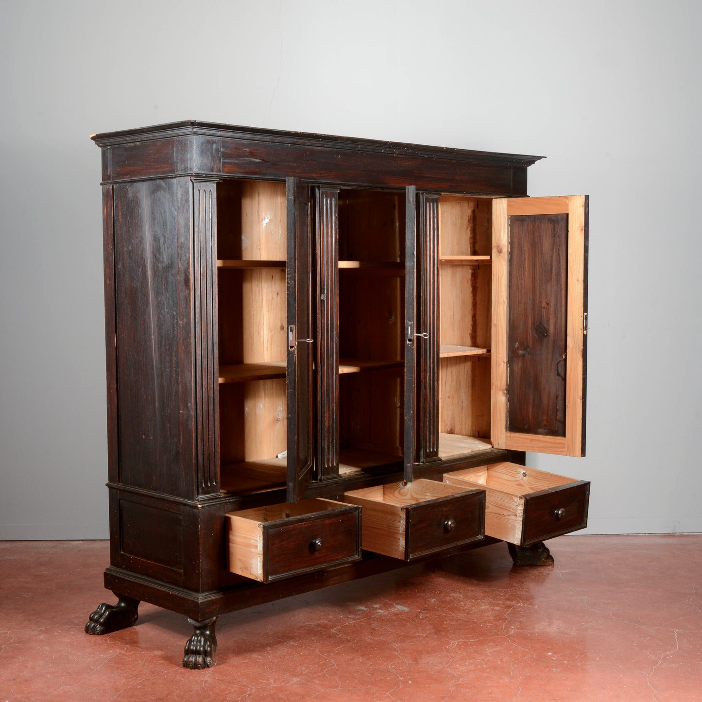 Credenza libreria 3 ante stile rinascimentale  Italia XX secolo