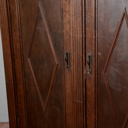 Credenza libreria tre ante epoca primo 900 decori a rombi stile neorinascimentale