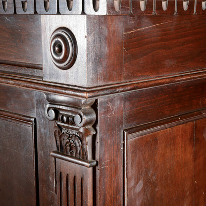 Credenza libreria tre ante epoca primo 900 decori a rombi stile neorinascimentale