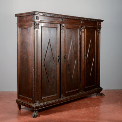 Credenza libreria tre ante epoca primo 900 decori a rombi stile neorinascimentale