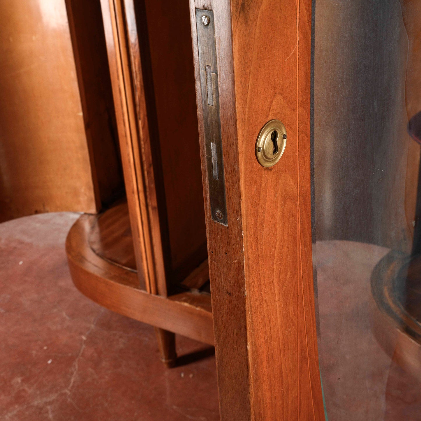 Armadio art deco intarsiato