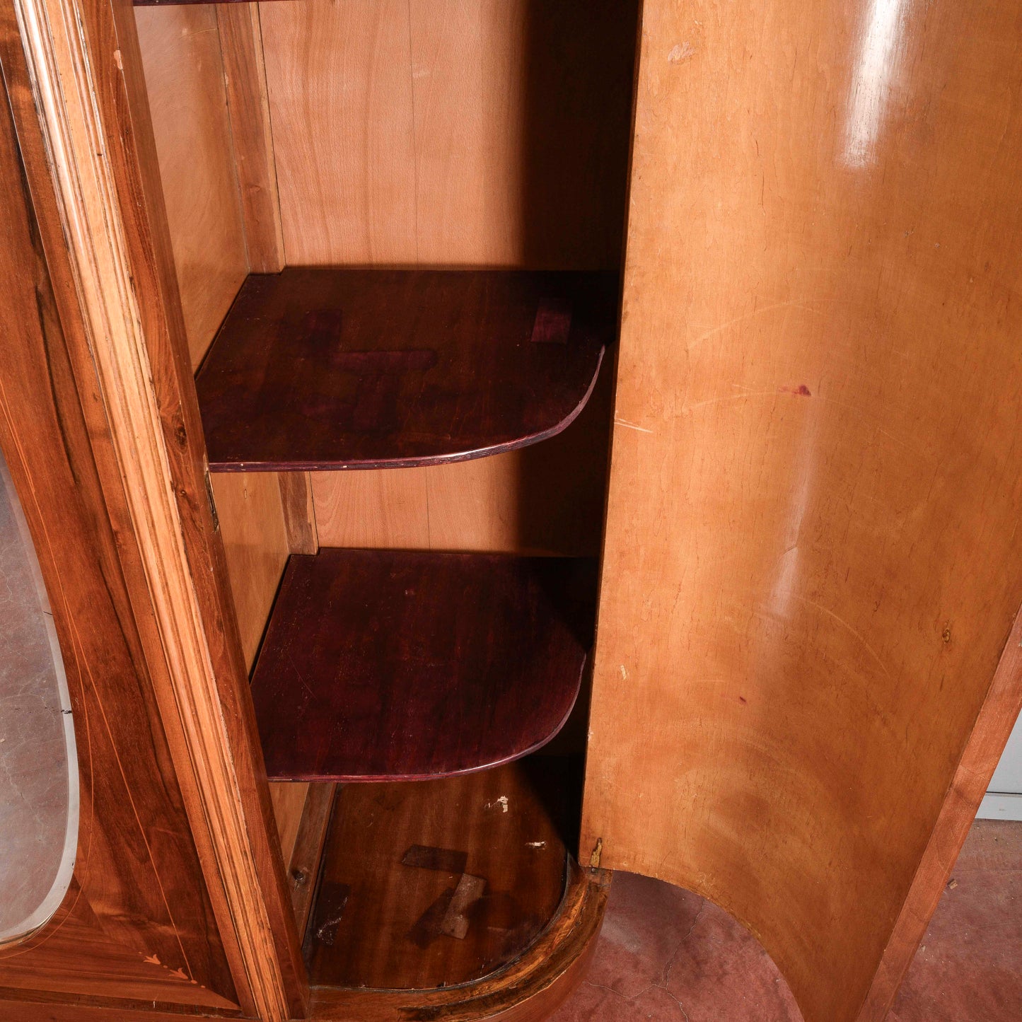 Armadio art deco intarsiato