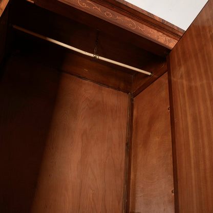 Armadio art deco intarsiato