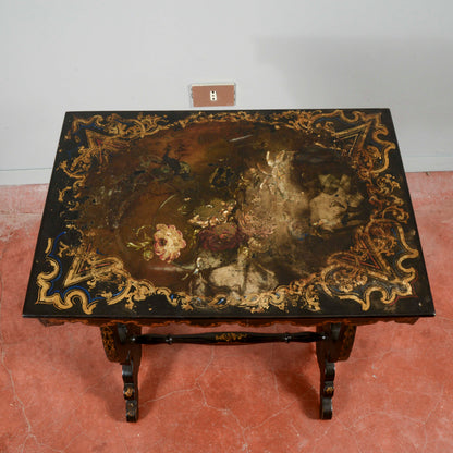 Tavolino laccato nero con decori floreali  epoca 1880 stile Edoardiano
