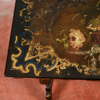 Tavolino laccato nero con decori floreali  epoca 1880 stile Edoardiano
