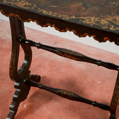 Tavolino laccato nero con decori floreali  epoca 1880 stile Edoardiano
