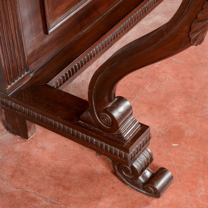 Consolle in legno di noce Italia secolo XIX