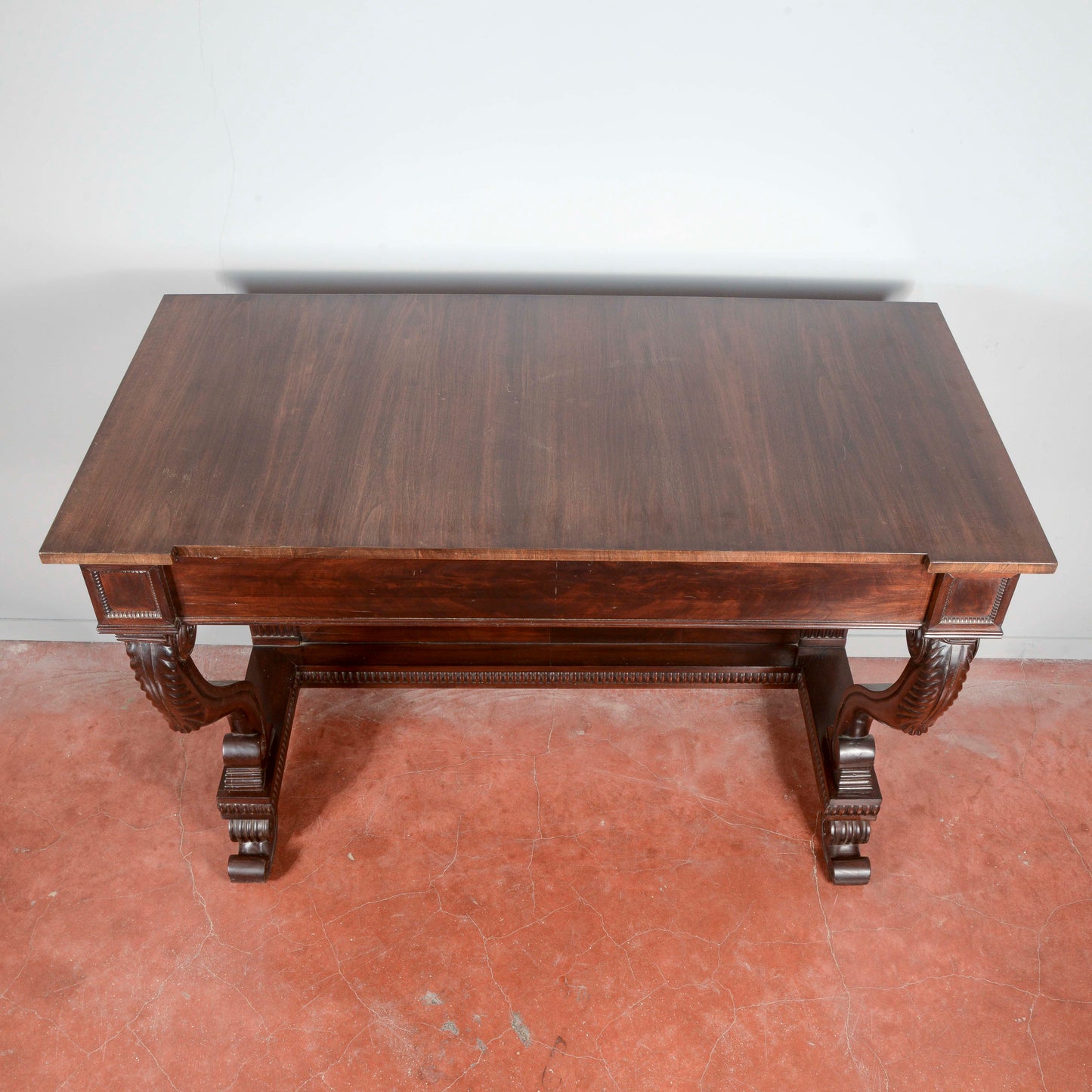Consolle in legno di noce Italia secolo XIX