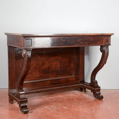 Consolle in legno di noce Italia secolo XIX