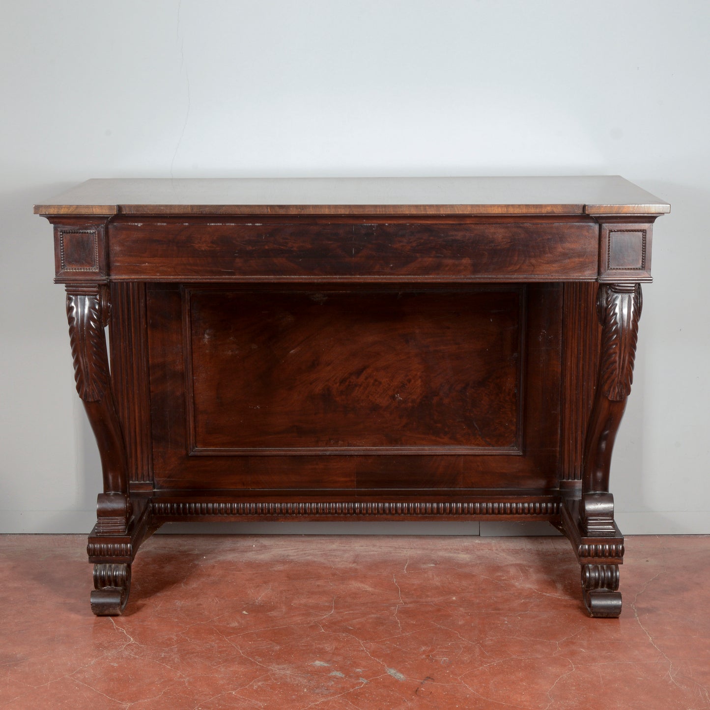 Consolle in legno di noce Italia secolo XIX