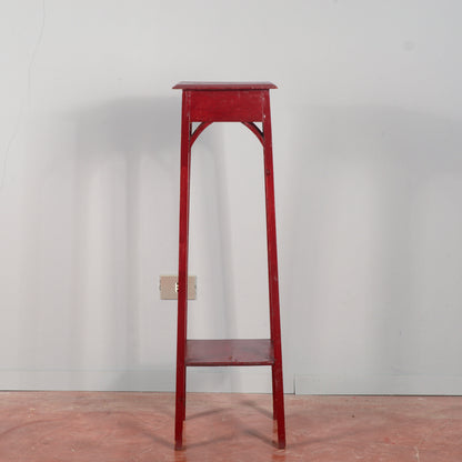 Trespolo liberty in legno verniciato rosso pompeiano