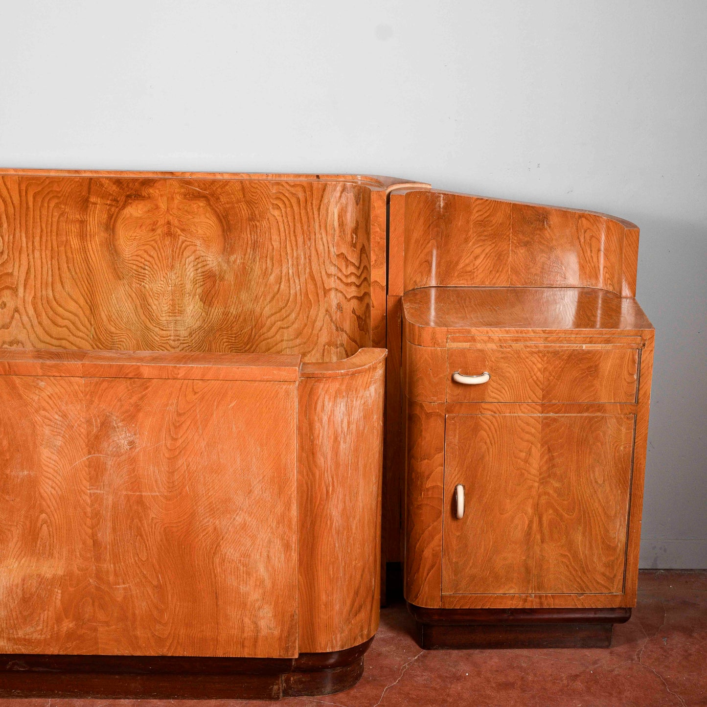 Letto testata e comodini art deco originali