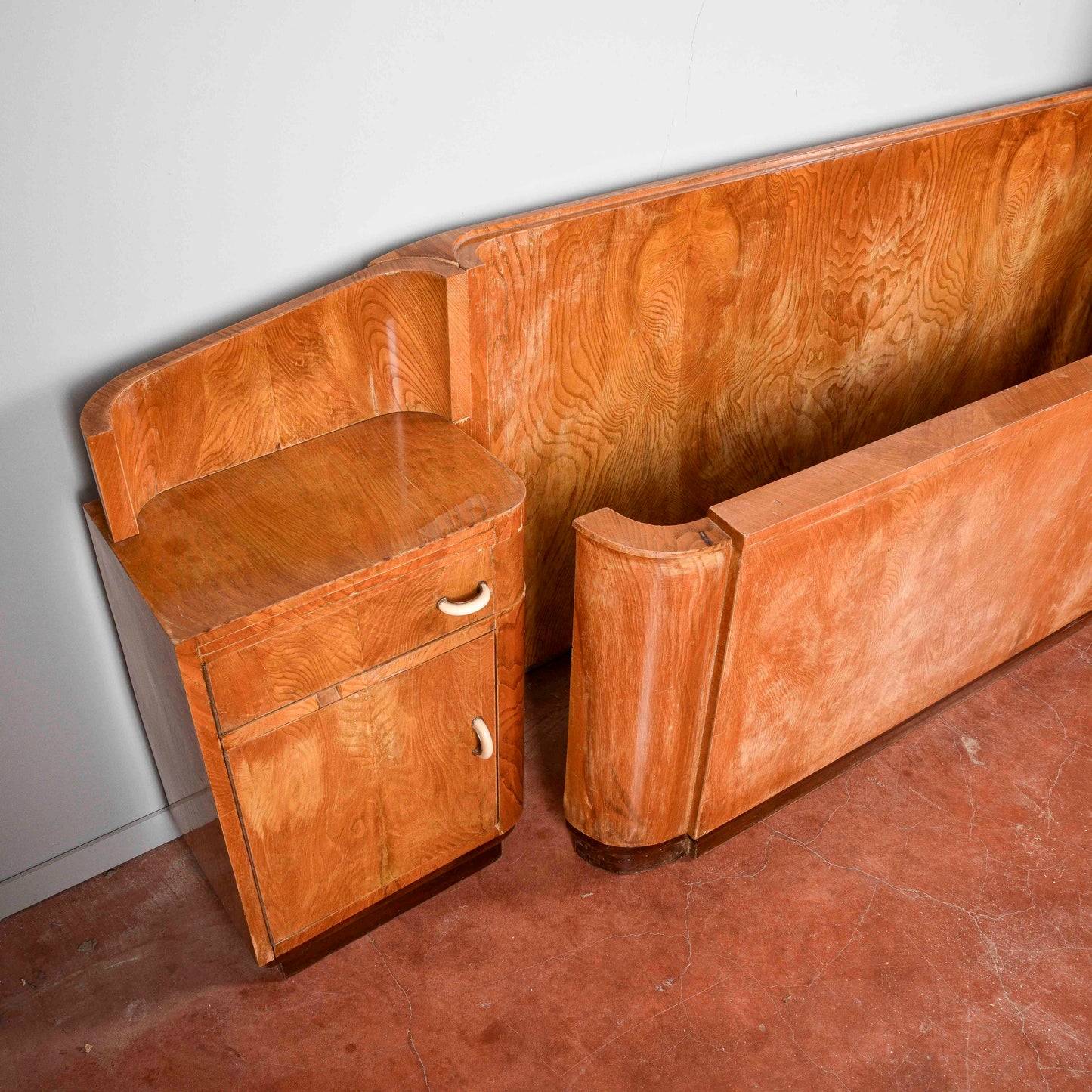Letto testata e comodini art deco originali
