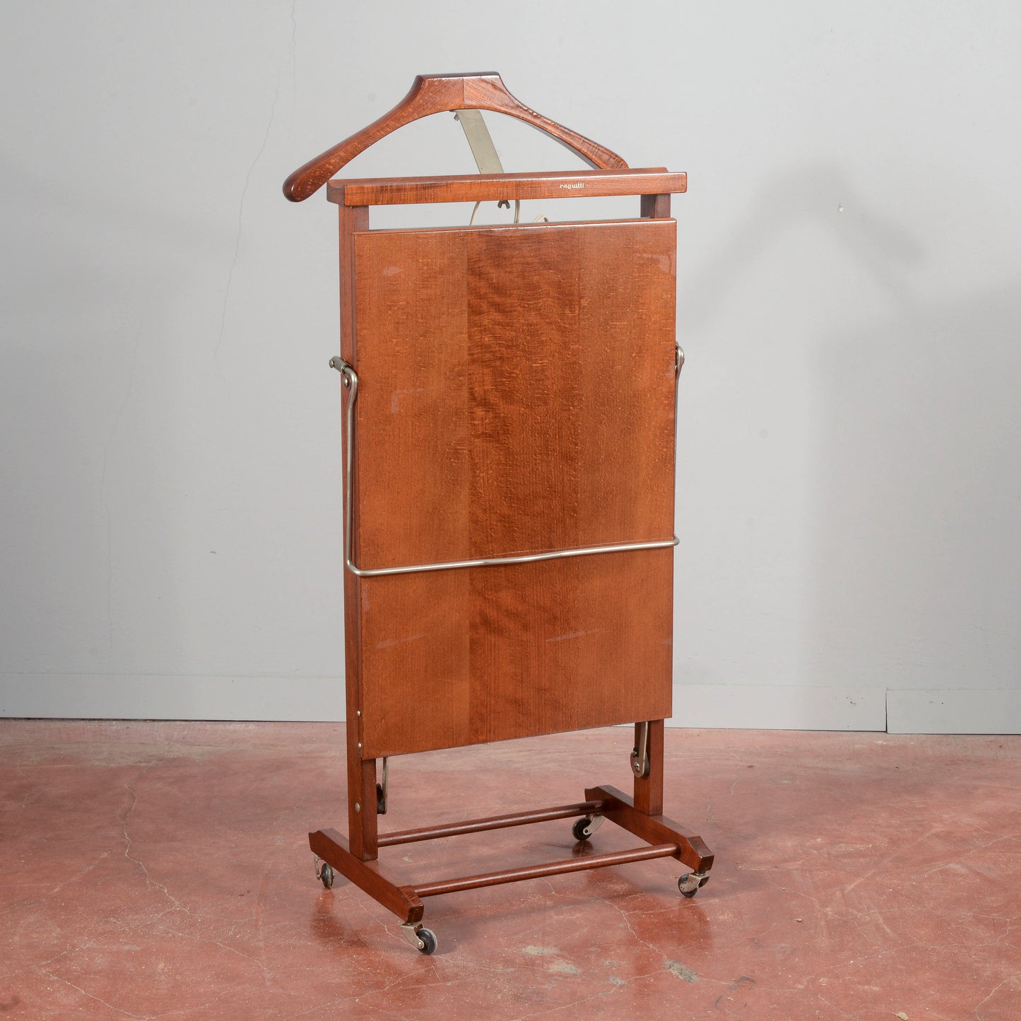 Appendiabiti con stirapantaloni elettrico Fratelli Reguitti  originale 1960