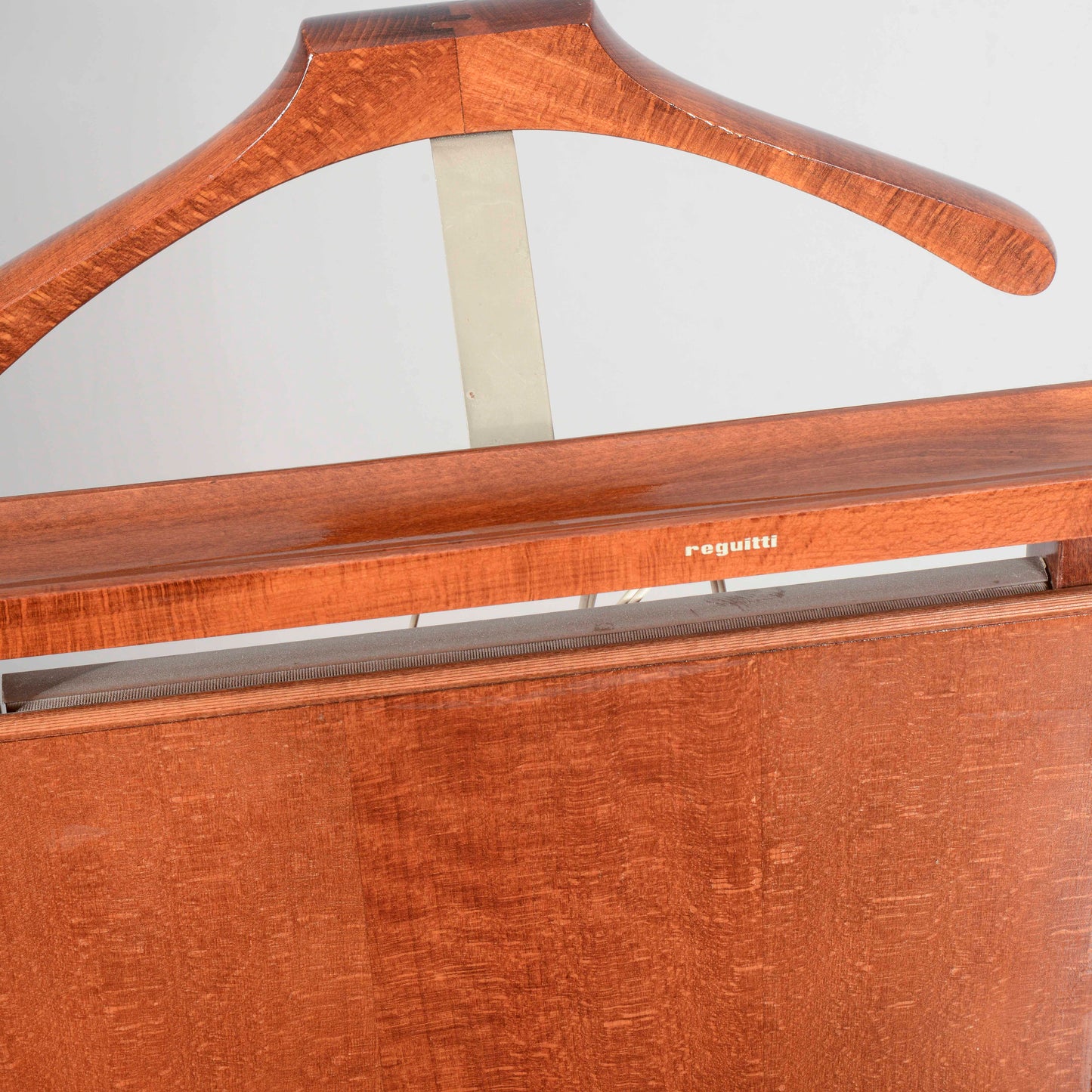 Appendiabiti con stirapantaloni elettrico Fratelli Reguitti  originale 1960