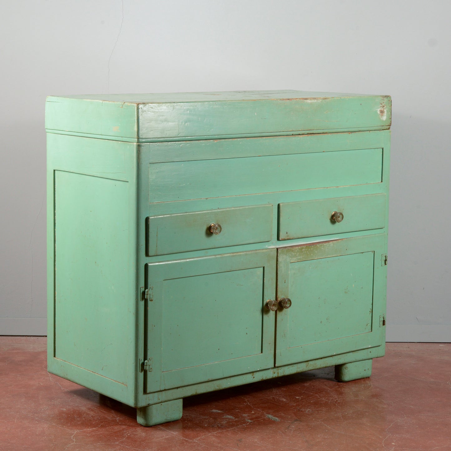 Madia restaurata originale Italia 1940 verniciata verde