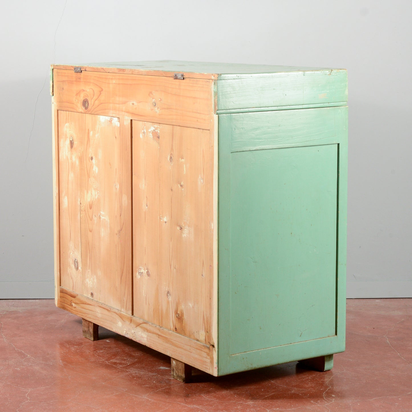 Madia restaurata originale Italia 1940 verniciata verde