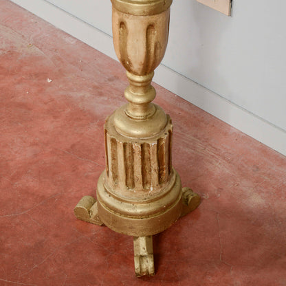Torciera lume da terra in legno scolpito laccato decorato XIX  secolo