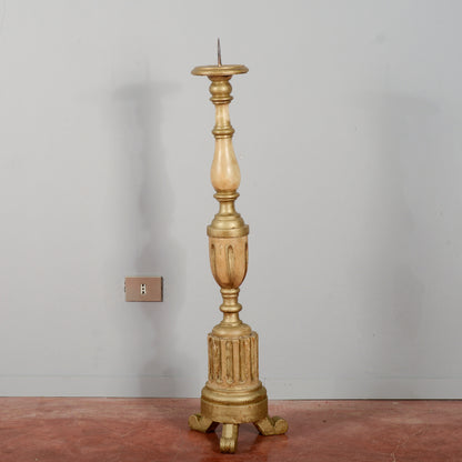 Torciera lume da terra in legno scolpito laccato decorato XIX  secolo