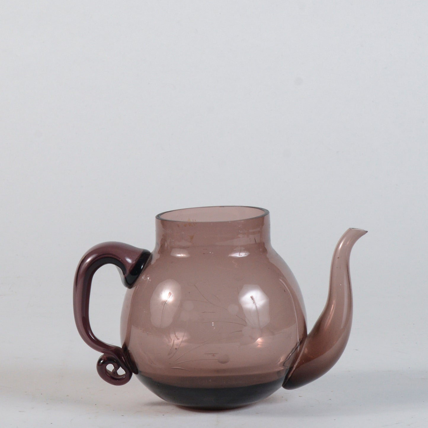 Teiera in vetro di Murano soffiato color viola Italia 1950