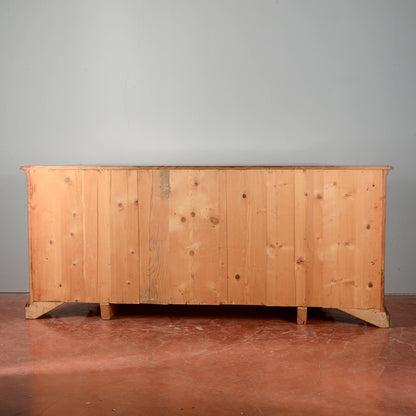 Credenza scantonata  stile sacrestia in noce