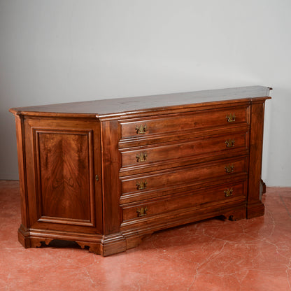 Credenza scantonata  stile sacrestia in noce
