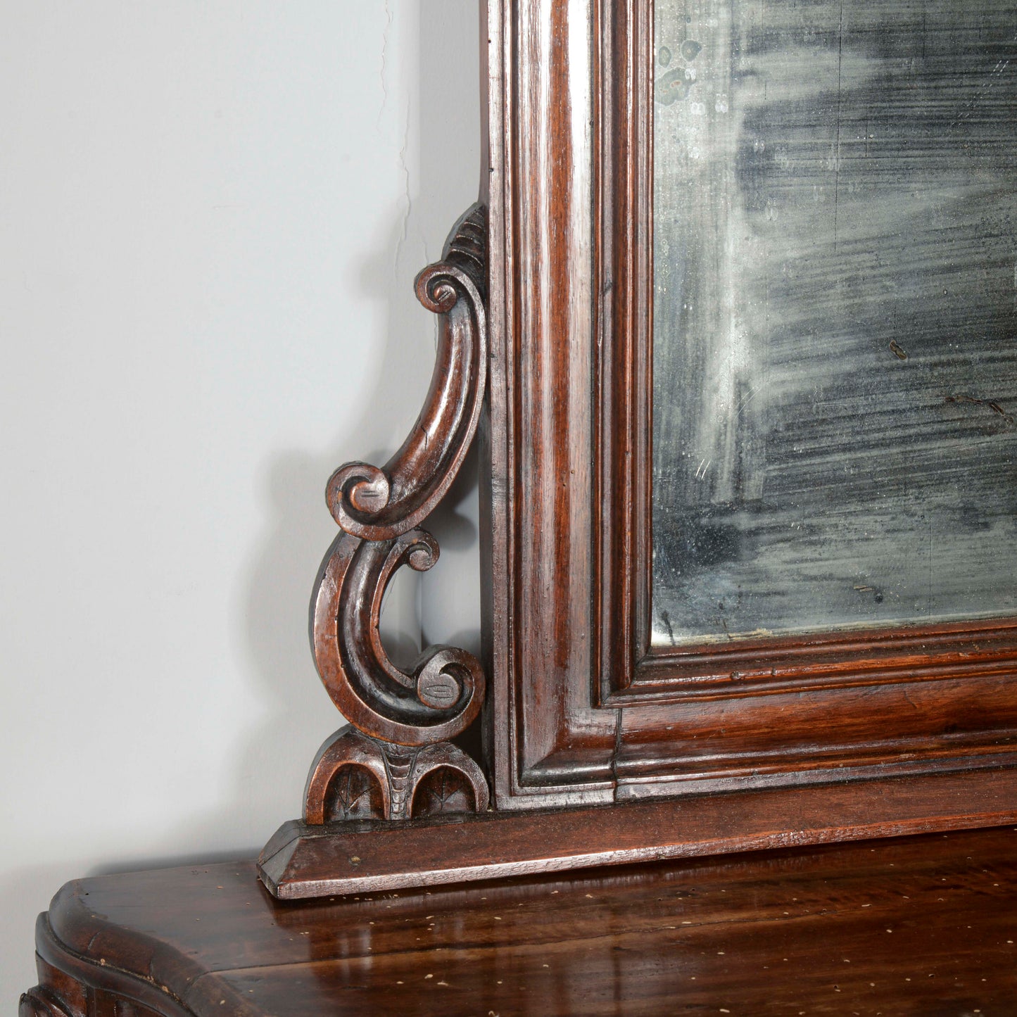 Consolle con specchiera in legno massello intagliata Epoca XIX secolo