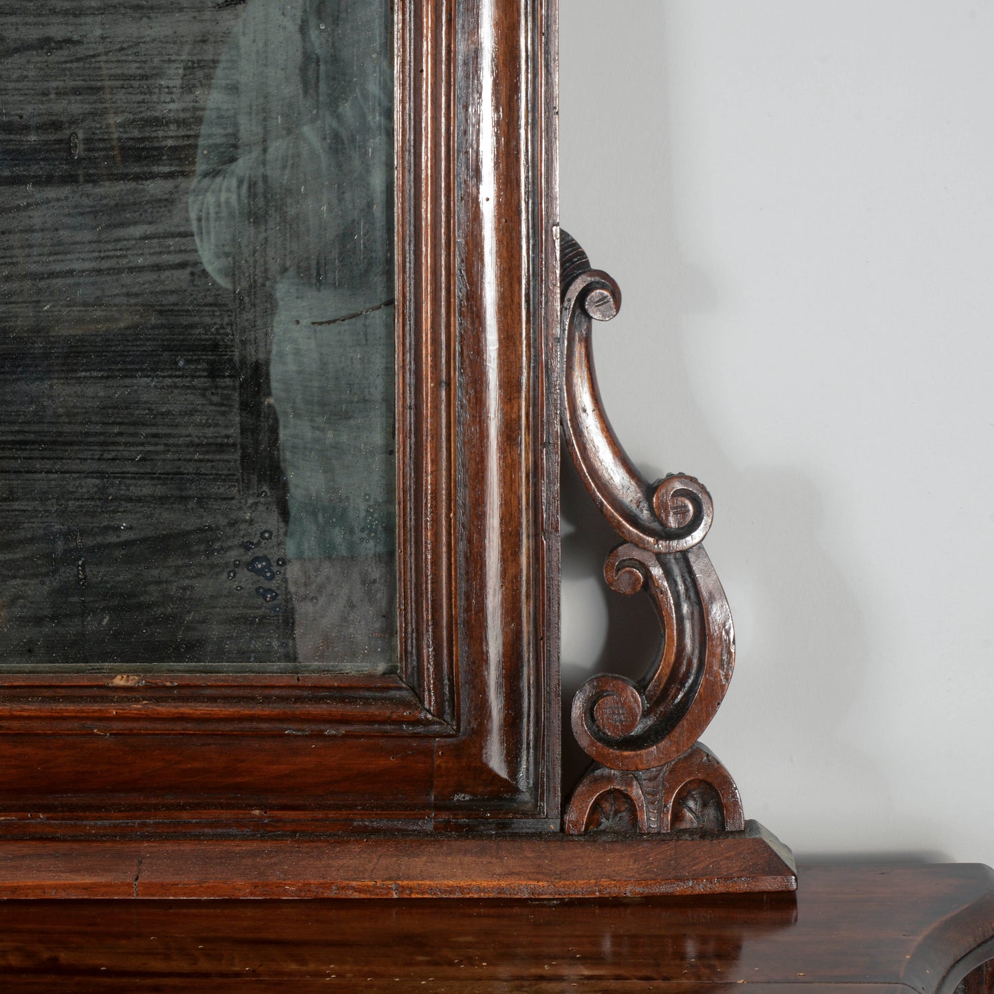 Consolle con specchiera in legno massello intagliata Epoca XIX secolo