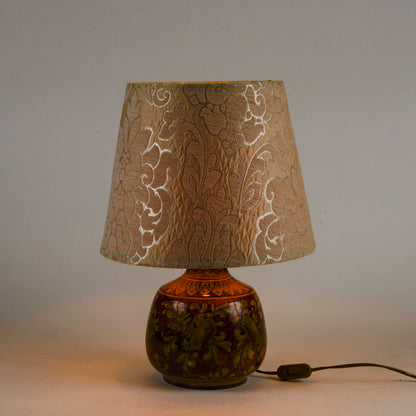 Lampada da appoggio vintage in ceramica smaltata funzionante con cappa damascata
