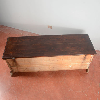 Cassapanca in noce massello a tre riquadri Italia epoca XIX