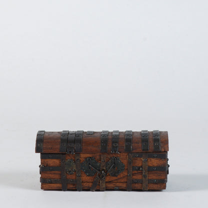 Scatola piccolo  baule forziere scrigno in legno XX secolo