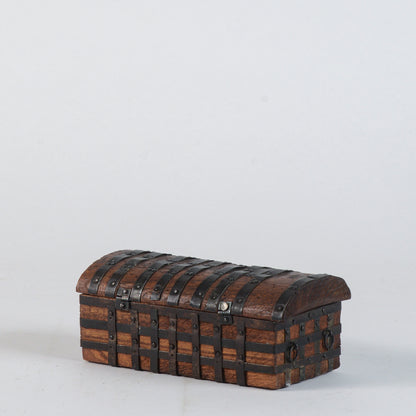 Scatola piccolo  baule forziere scrigno in legno XX secolo