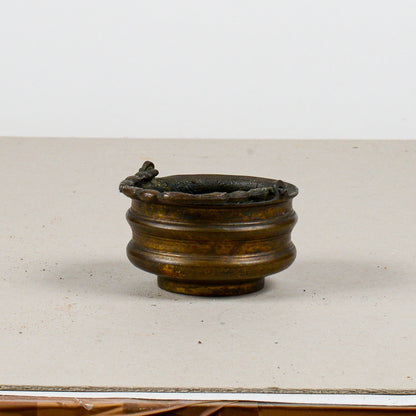 Vasetto cestino in bronzo porta incenso XX secolo