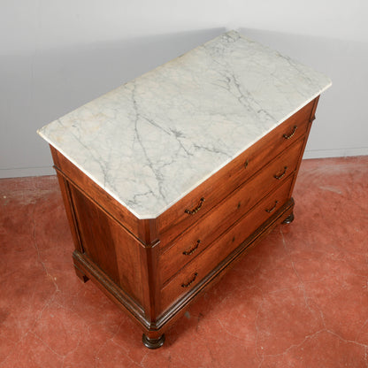 Como a tre cassetti in noce con piano in marmo bianco Italia fine XIX