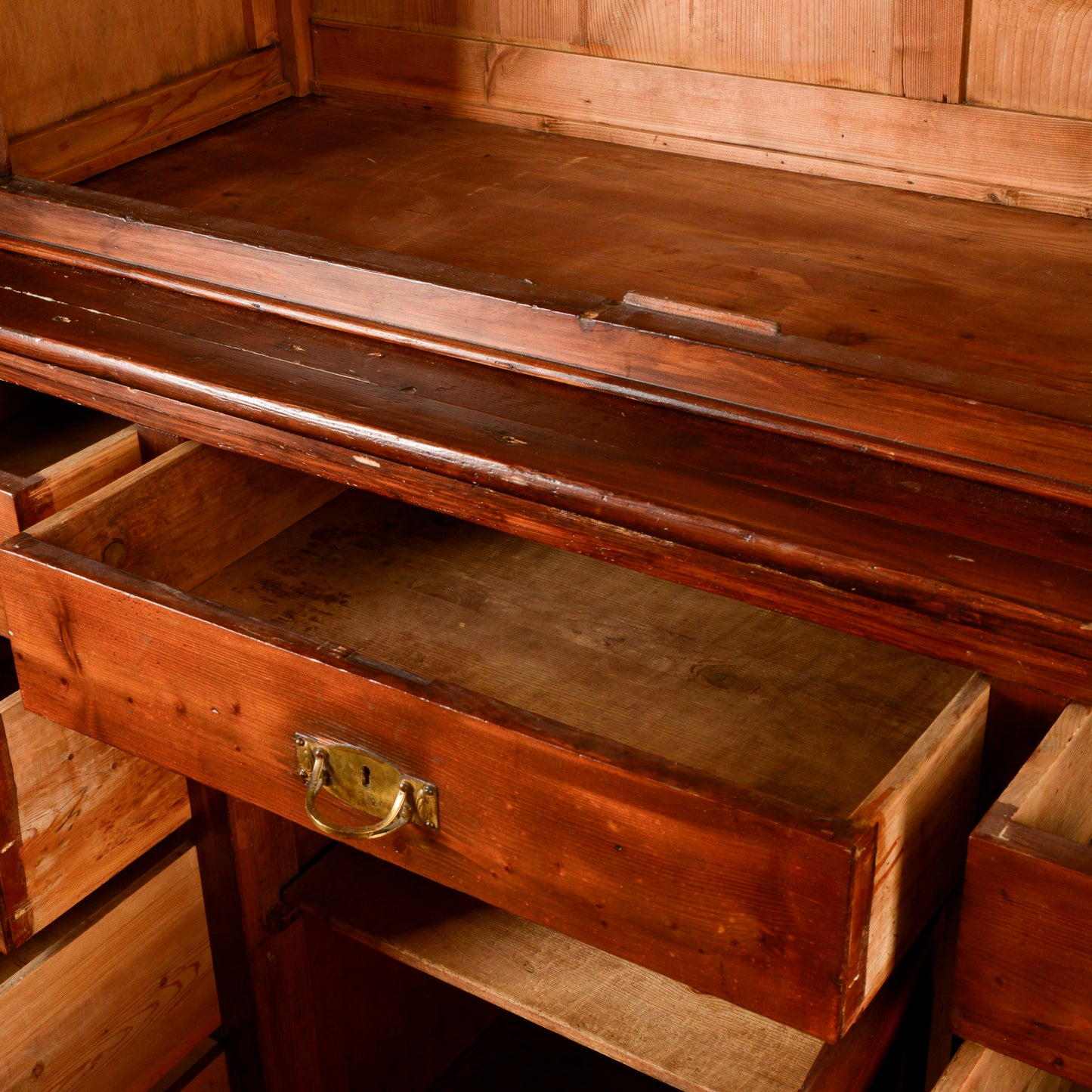 Credenza deco doppio corpo  da cucina