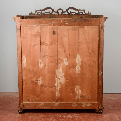 Credenza vetrina piedi cipolla Italia XIX secolo
