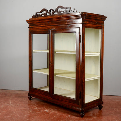 Credenza vetrina piedi cipolla Italia XIX secolo