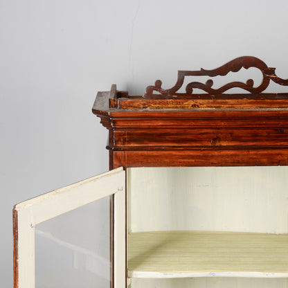 Credenza vetrina piedi cipolla Italia XIX secolo