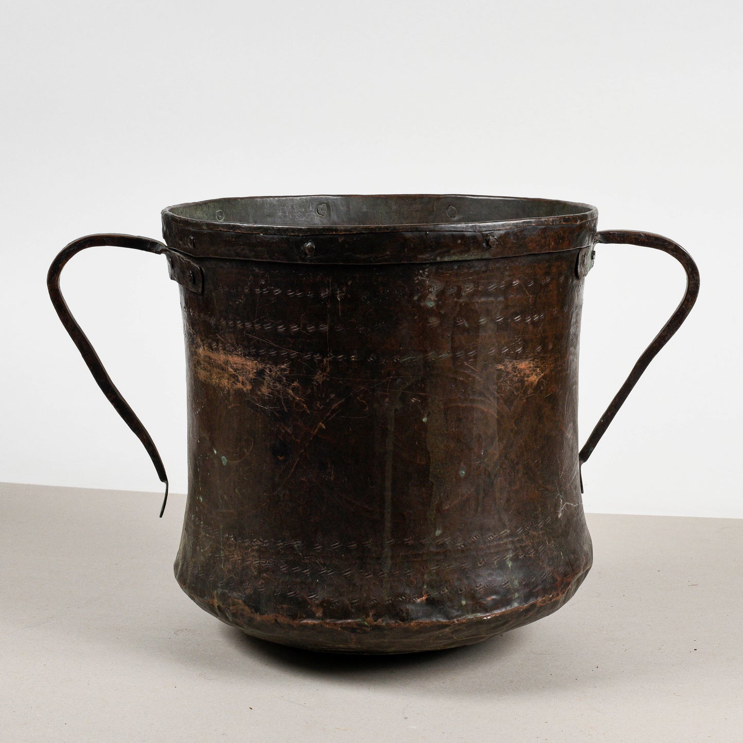 Vaso in rame con due manici epoca fine XIX secolo