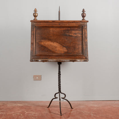 Leggio da coro epoca Luigi XIV con base ferro battuto