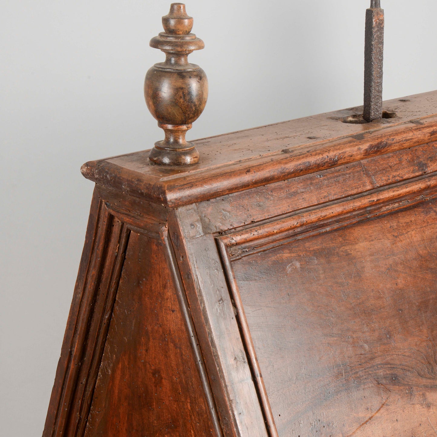 Leggio da coro epoca Luigi XIV con base ferro battuto