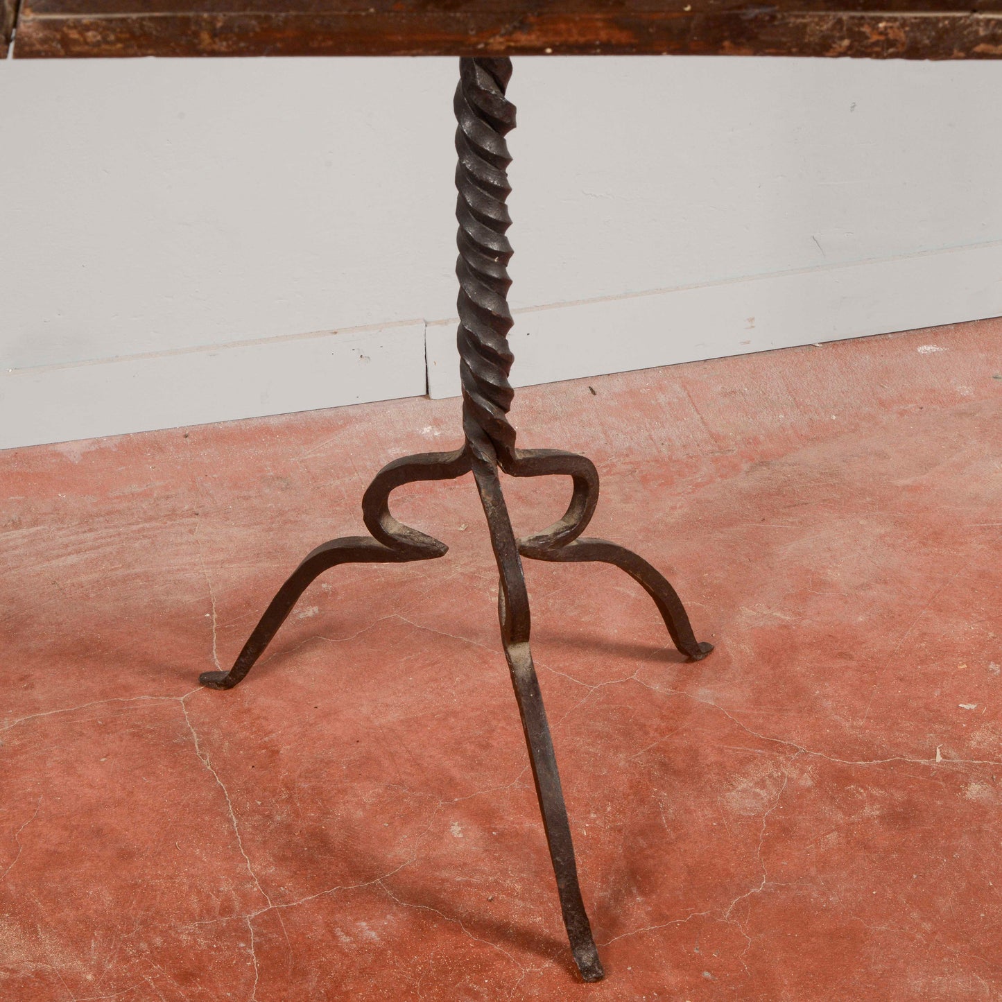 Leggio da coro epoca Luigi XIV con base ferro battuto