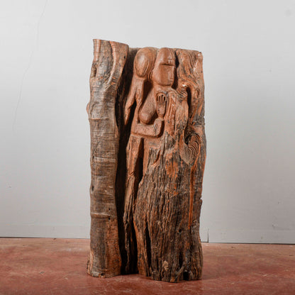 Scultura intaglio su tronco attribuita a Adele Gigli