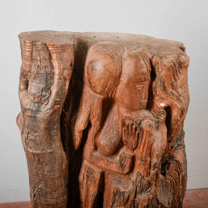 Scultura intaglio su tronco attribuita a Adele Gigli