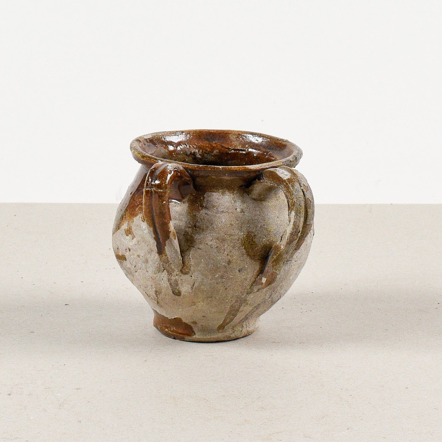 vaso terracotta antico con doppio manico