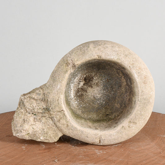 Ciotola in pietra da parete