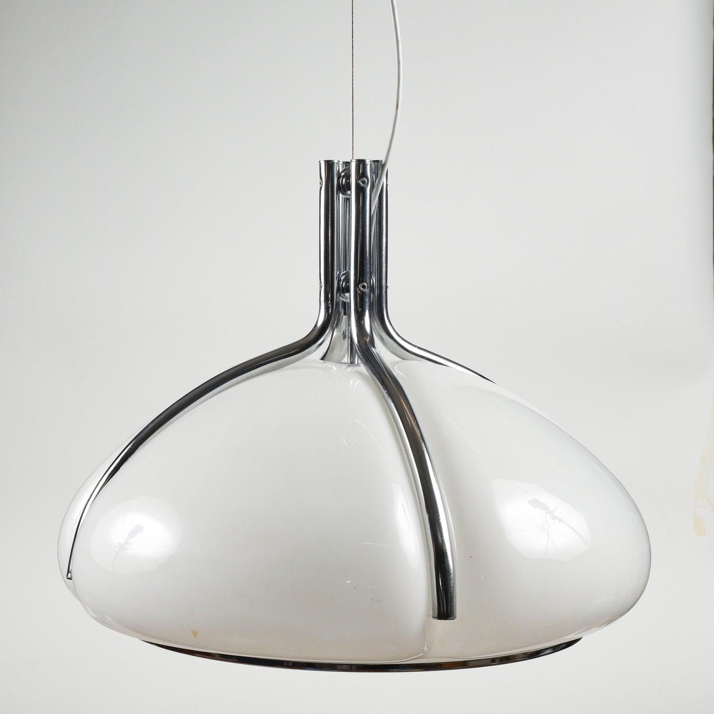 Lampadario Harvey Guzzini Quadrifoglio design anni 70