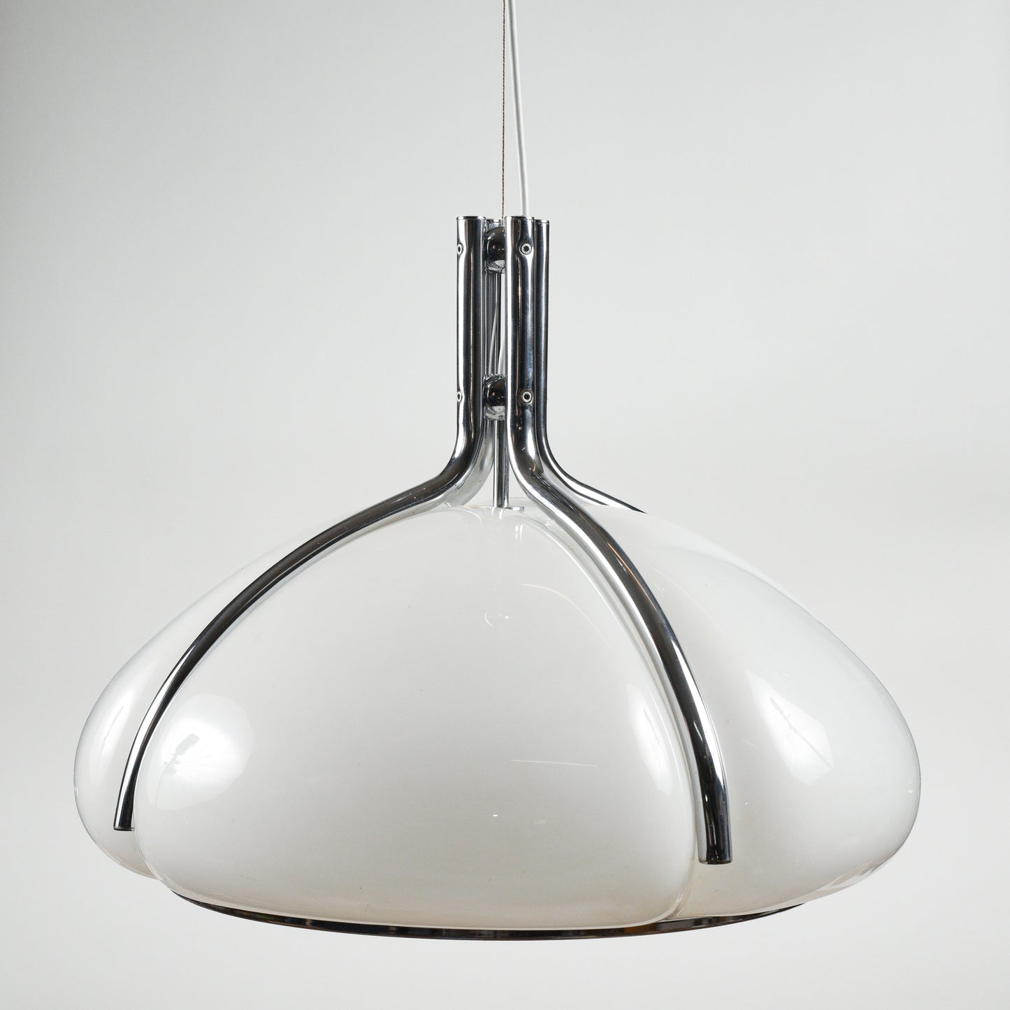 Lampadario Harvey Guzzini Quadrifoglio design anni 70